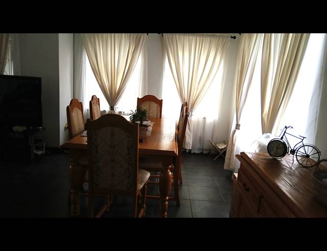 3 BEDROOM HOUSE FOR SALE IN HELIKON PARK